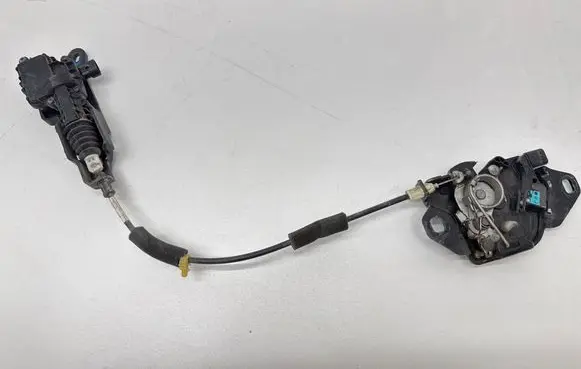 Tesla Model S Engine bonnet/hood lock/catch 150039700E 158655400A