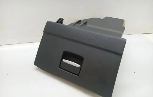 Ford Mondeo MK IV Glove box 7S71-A06010-AC