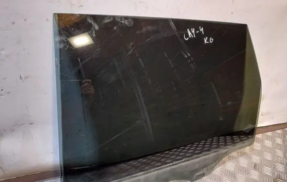 Porsche Cayenne (92A) Rear door window glass