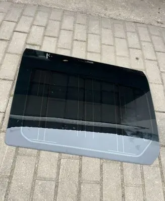 Land Rover Discovery 3 - LR3 Rear side window