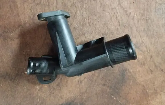 Peugeot 3008 I Engine coolant pipe/hose 9684589080