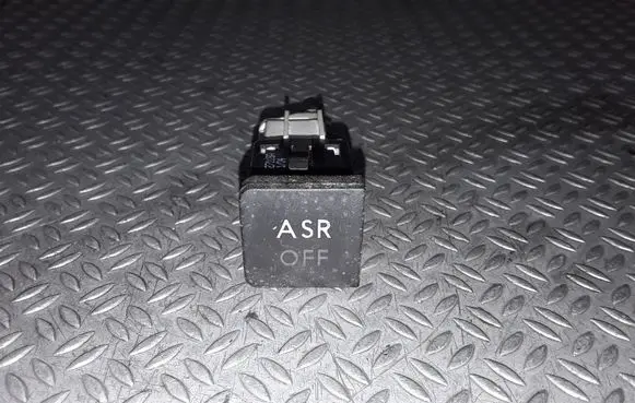 Traction control (ASR) switch