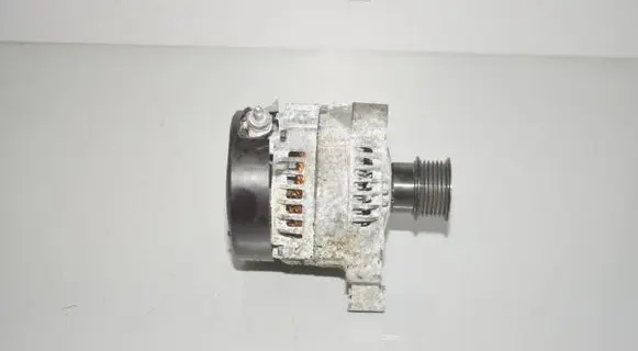 BMW 1 F40 Generator/alternator 8680374 12318680374 8634124