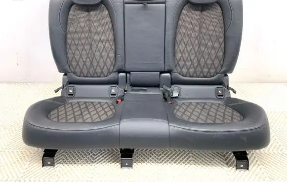 BMW X1 F48 F49 Second row seats 