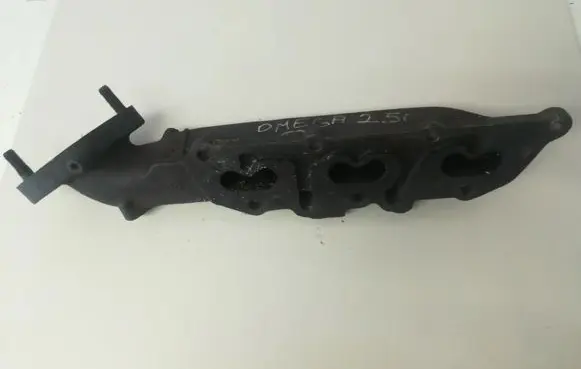 Opel Omega B1 Exhaust manifold 90530536