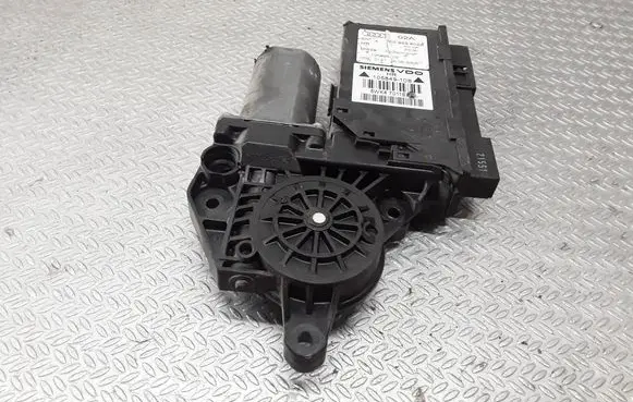 Audi A4 S4 B7 8E 8H Rear door window regulator motor 8E0959802A 10599908