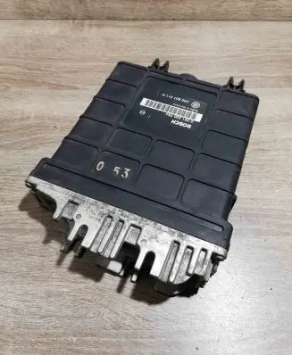 Volkswagen Golf III Engine control unit/module ECU 0261200784 1H0907311H