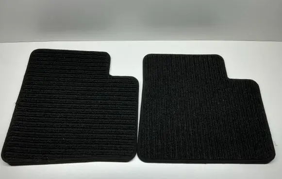 Mercedes-Benz GL X164 Rear floor mat A1646806548