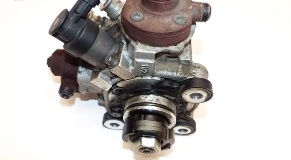 Volvo S60 Fuel injection high pressure pump 31272896 0445010618