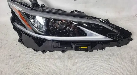 Lexus ES 250 - 300 - 330 Headlight/headlamp 8114533F11 81145-33F11