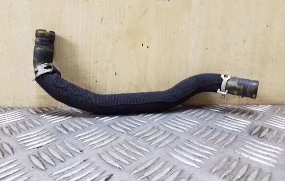 Ford Kuga II Engine coolant pipe/hose
