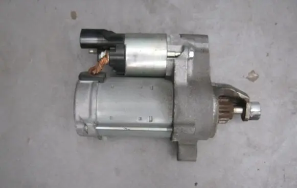 Audi A6 S6 C7 4G Starter motor 06H911024