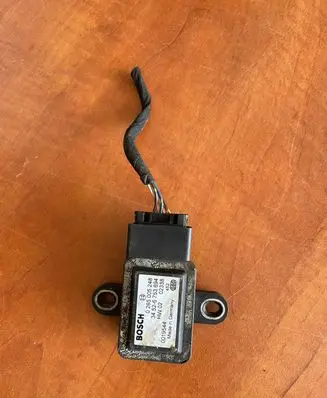 BMW 5 E39 ESP acceleration yaw rate sensor 0265005248