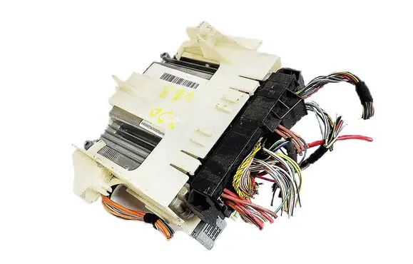 BMW 1 E81 E87 Engine control unit/module 7561834
