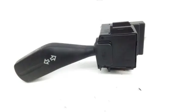 Ford Focus Indicator stalk 4M5T13335AD