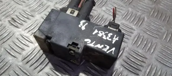 Volkswagen Vento Coolant fan relay 1h0919506a 898659