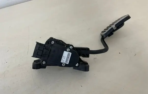 KIA Ceed Accelerator throttle pedal 071019K0023