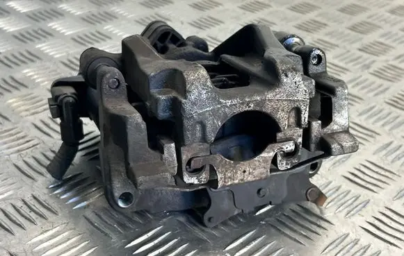 Chrysler Pacifica Rear brake caliper 