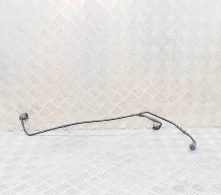 Coolant pipe/hose