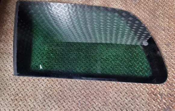 Ford Galaxy Rear side window