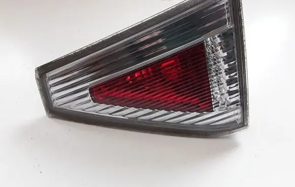 Subaru Impreza III Tailgate rear/tail lights 23620026