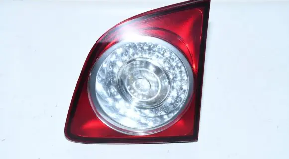 Volkswagen Golf Plus Tailgate rear/tail lights