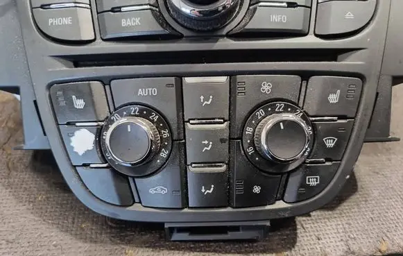 Opel Astra J Central console control unit 
