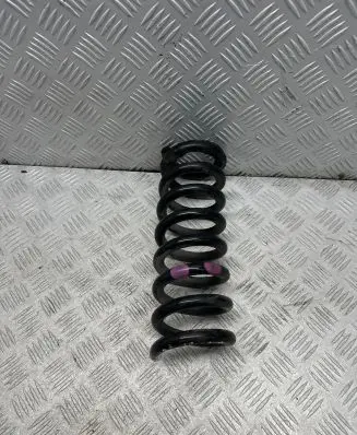 Mercedes-Benz C W204 Rear coil spring