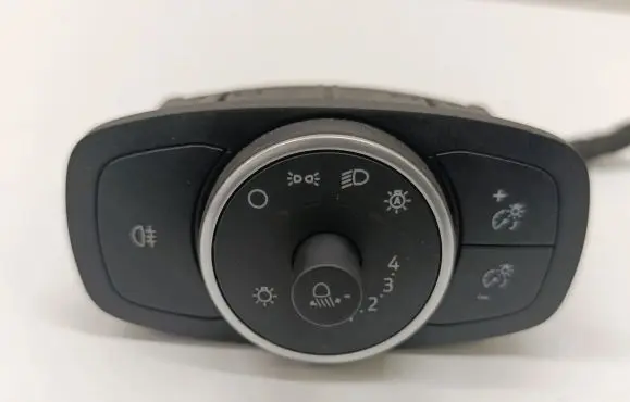 Ford Fiesta Light switch