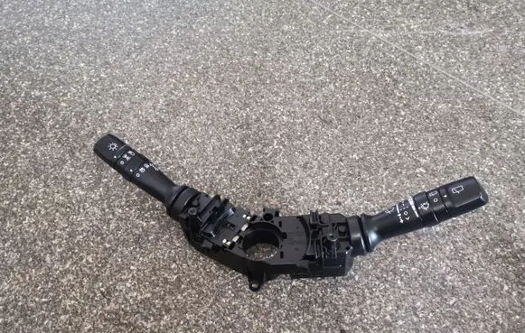 KIA Ceed Wiper turn signal indicator stalk/switch 934101M530 934201H500