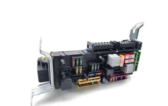 Mercedes-Benz E W212 SAM control unit 2129009522 2129015105 2129020008