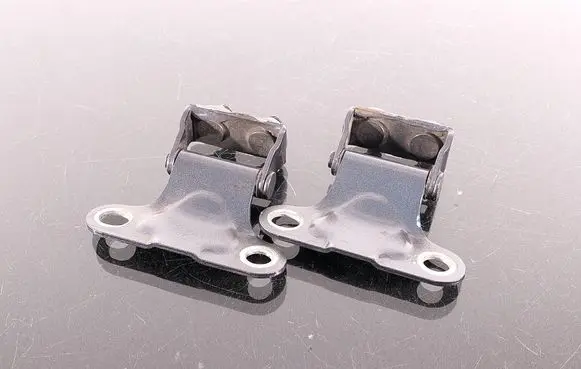 Toyota Avensis T250 Tailgate/trunk/boot hinge