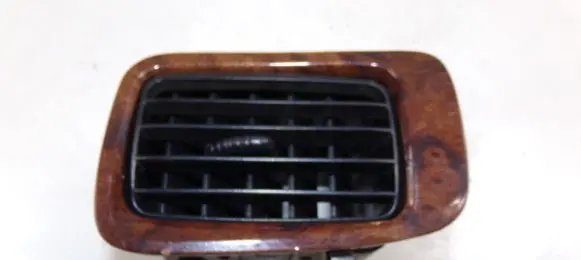 KIA Clarus Dash center air vent grill 