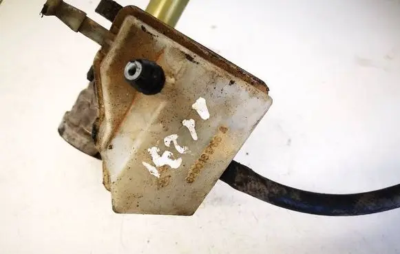 Renault Espace - Grand espace IV Brake fluid reservoir 8200181766A