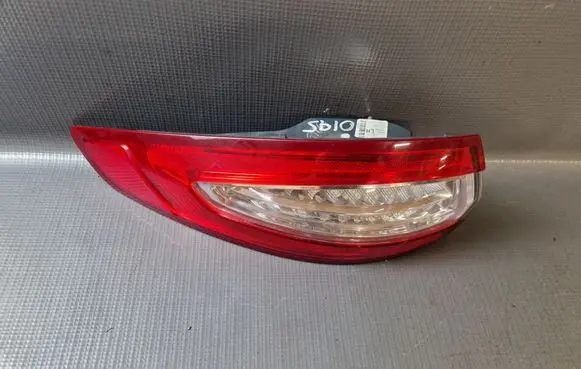 Rear/tail lights