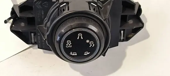 Citroen C4 Cactus Light switch 9818199277