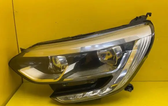 Renault Megane IV Headlight/headlamp 260603157R