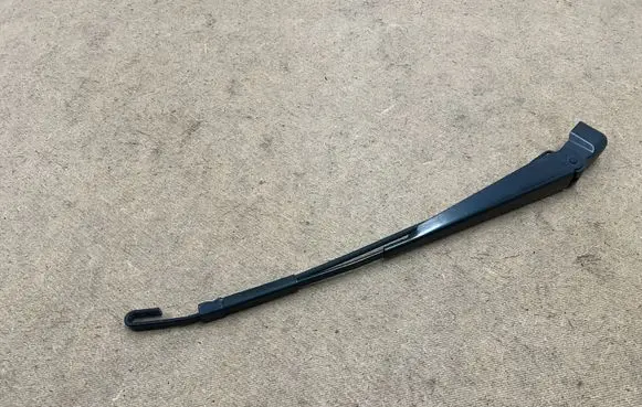 BMW 3 E46 Rear wiper blade arm 61627009883 7009883