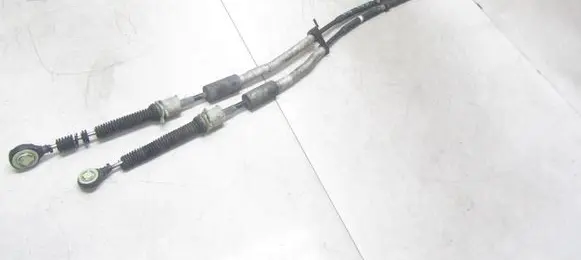 BMW 2 F46 Gear shift cable linkage 
