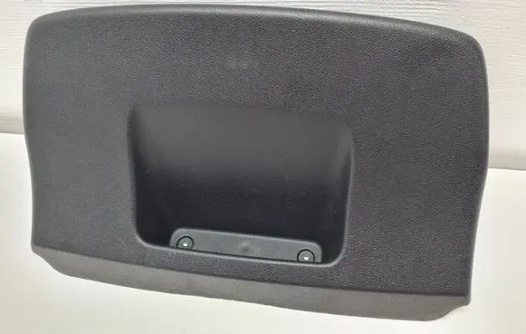Dacia Sandero Tailgate trim 909004811R
