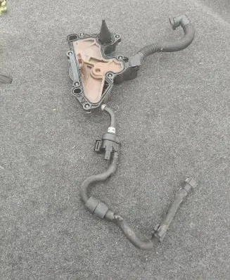 Audi A4 S4 B9 Oil breather separator 06K103495A