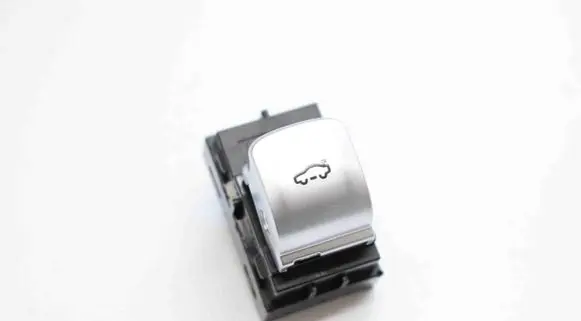 BMW X3 G01 Tailgate/boot open switch button 9299459