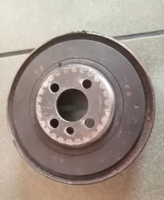 Renault Captur Crankshaft pulley C47071185