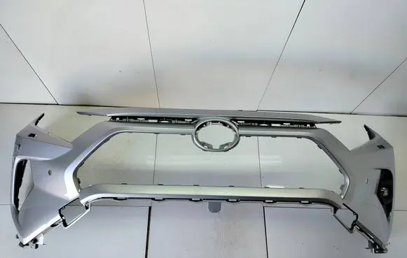 Toyota RAV 4 (XA50) Front bumper 5211942B20