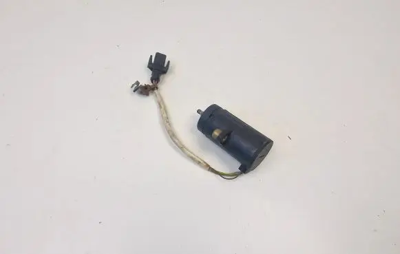 Audi A4 S4 B5 8D Accelerator pedal position sensor 028907475AL