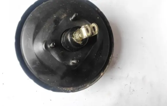 Honda CR-V Brake booster