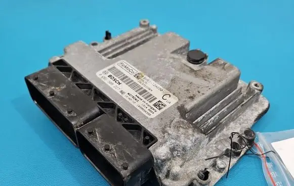 Ford C-MAX II Engine control unit/module ECU 0261S08227 IMPRK1598068