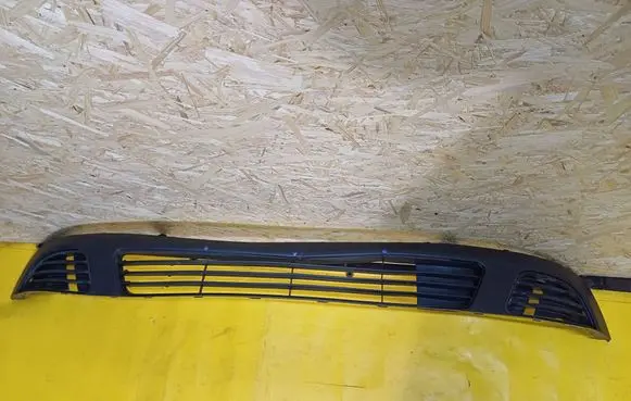 Ford Fiesta Front bumper 2S6117K823 2S61177575
