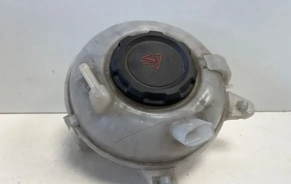 Skoda Superb B8 (3V) Coolant expansion tank/reservoir 5Q0121407G