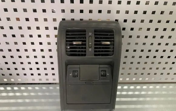 Volkswagen PASSAT B6 Seat heating relay 0950103911 3C0864298BC